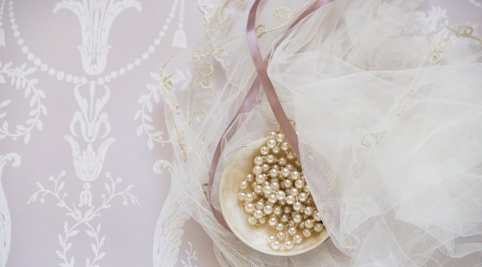 כיצד לבחור פנינים?