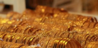 כיצד רוכשים תכשיטים און ליין?