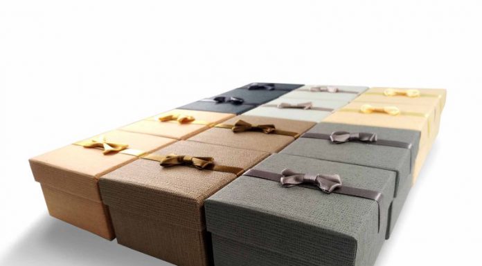 הגשה היא שם המשחק – קופסאות יפות לתכשיטים יפים הגשה היא שם המשחק – קופסאות יפות לתכשיטים יפים